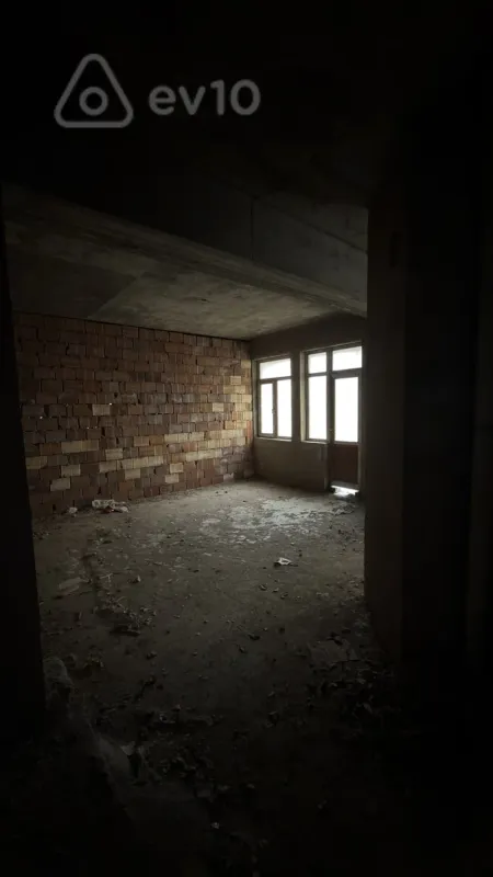 Satılır 5 otaqlı yeni tikili 225 m²