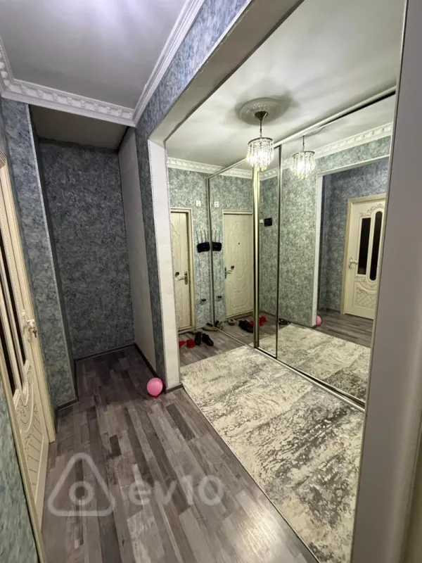 Satılır 3 otaqlı köhnə tikili 75 m²