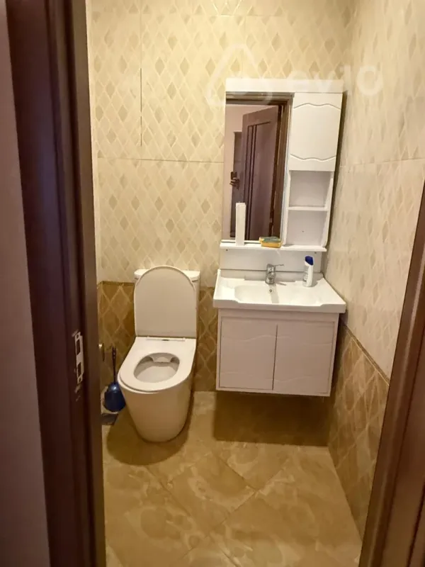 Kirayə verilir 2 otaqlı yeni tikili 80 m²