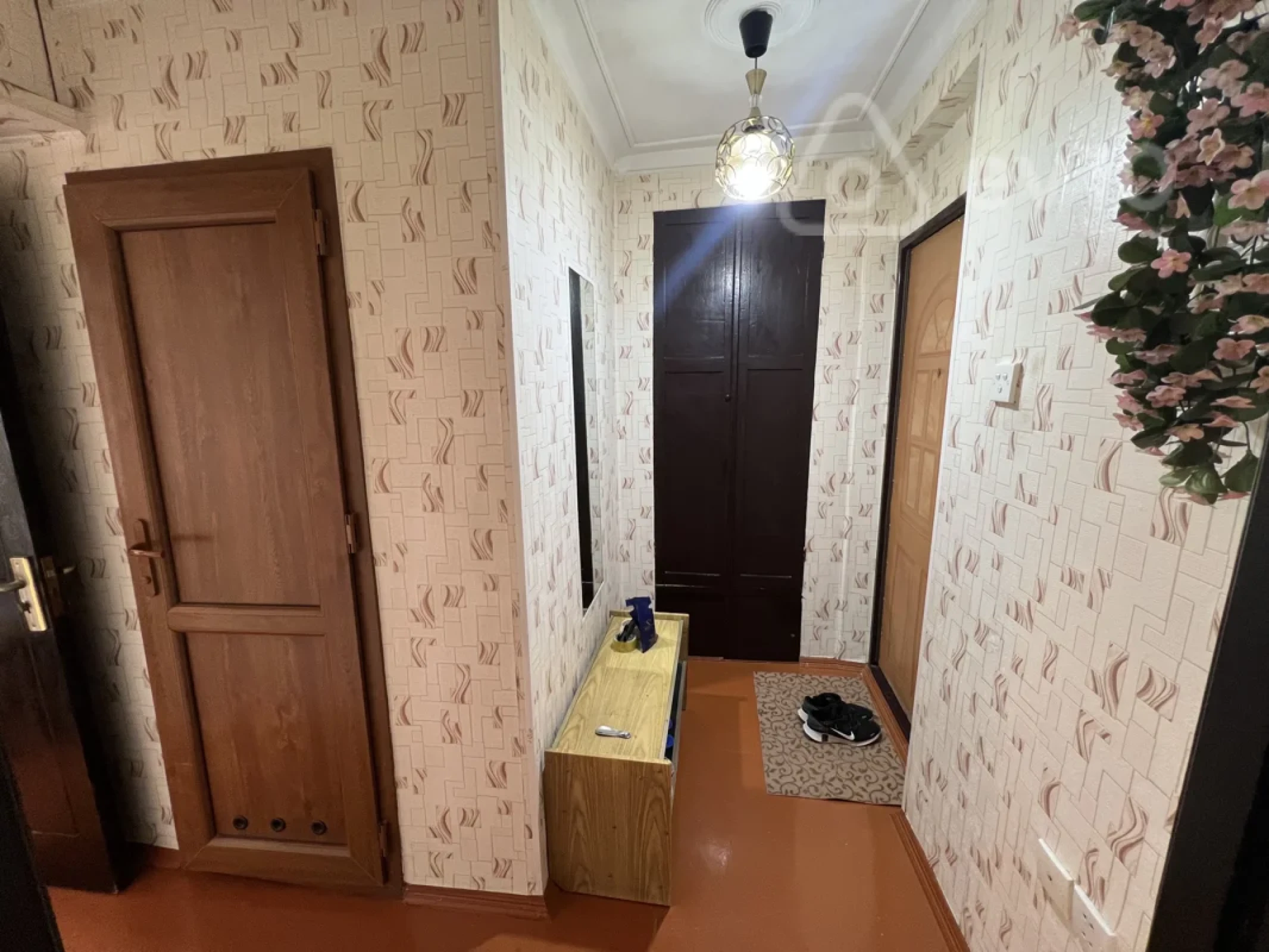 Kirayə verilir 2 otaqlı köhnə tikili 35 m²