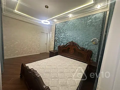 Kirayə verilir 3 otaqlı yeni tikili 117 m²