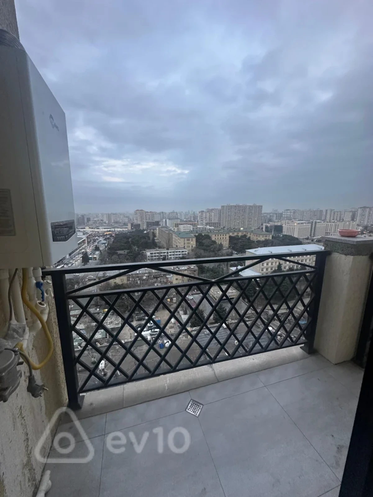 Kirayə verilir 3 otaqlı yeni tikili 117 m²