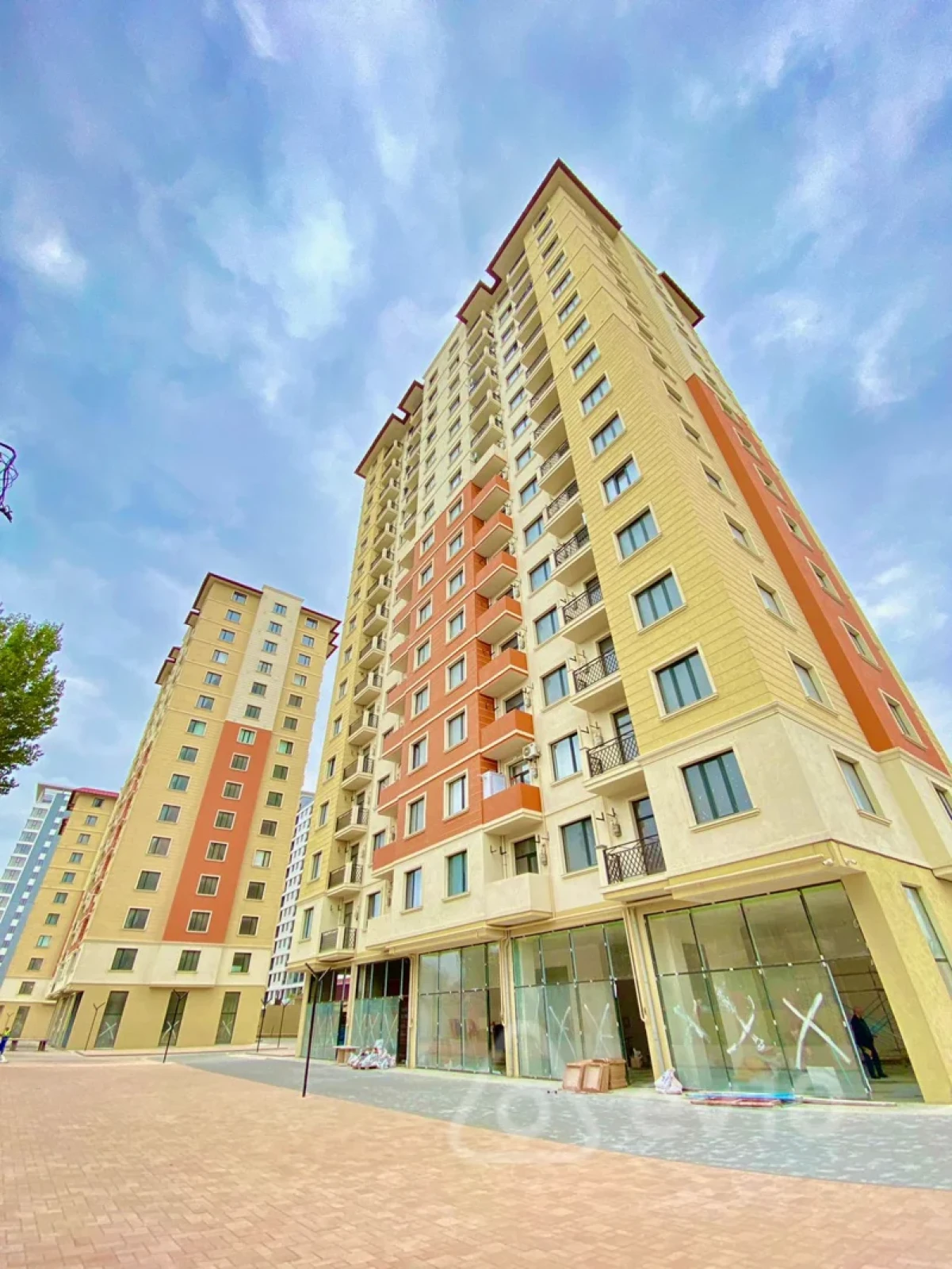 Kirayə verilir 3 otaqlı yeni tikili 117 m²