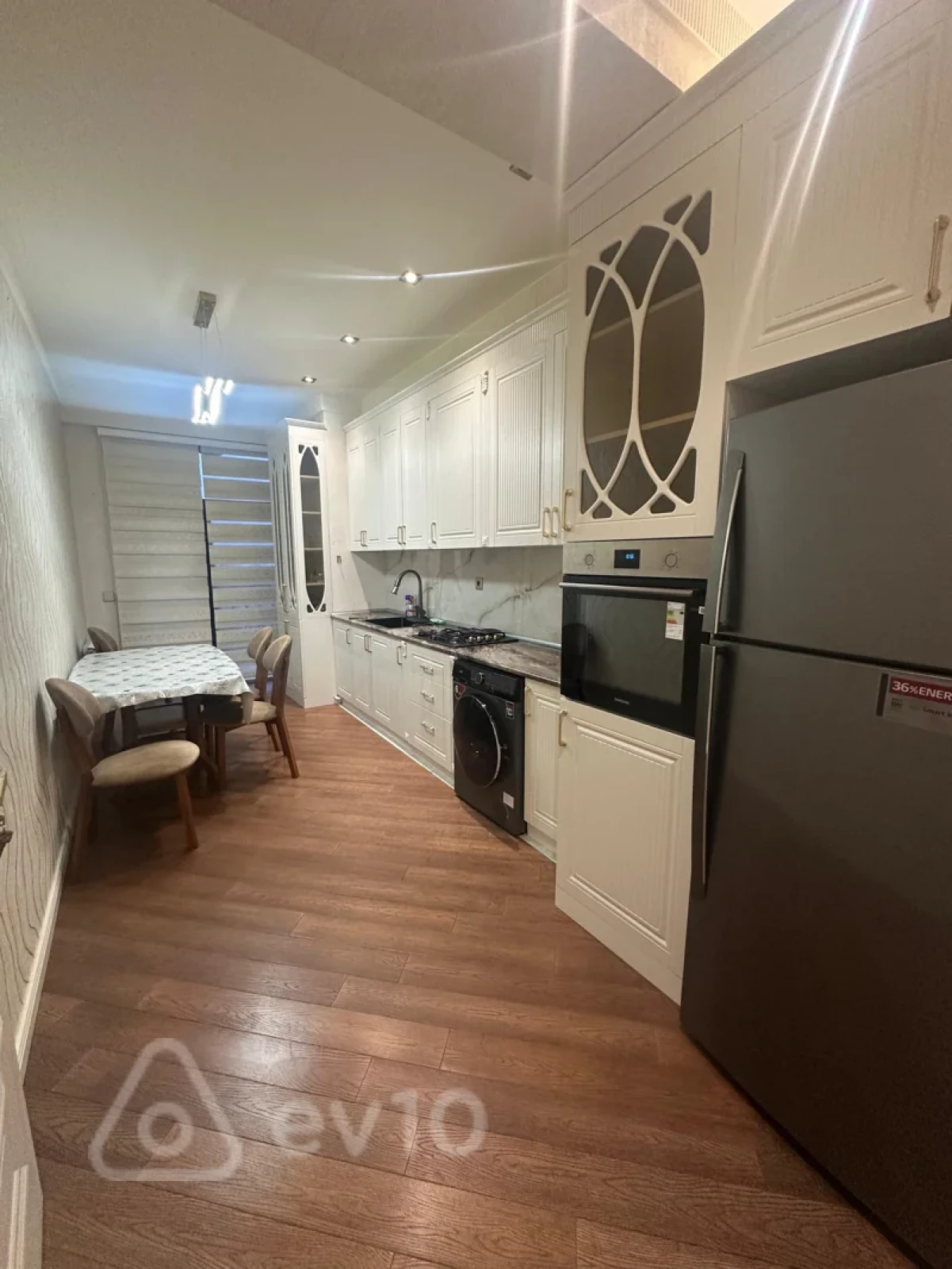 Kirayə verilir 3 otaqlı yeni tikili 117 m²