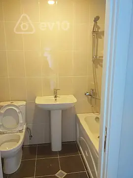 Kirayə verilir 1 otaqlı yeni tikili 40 m²