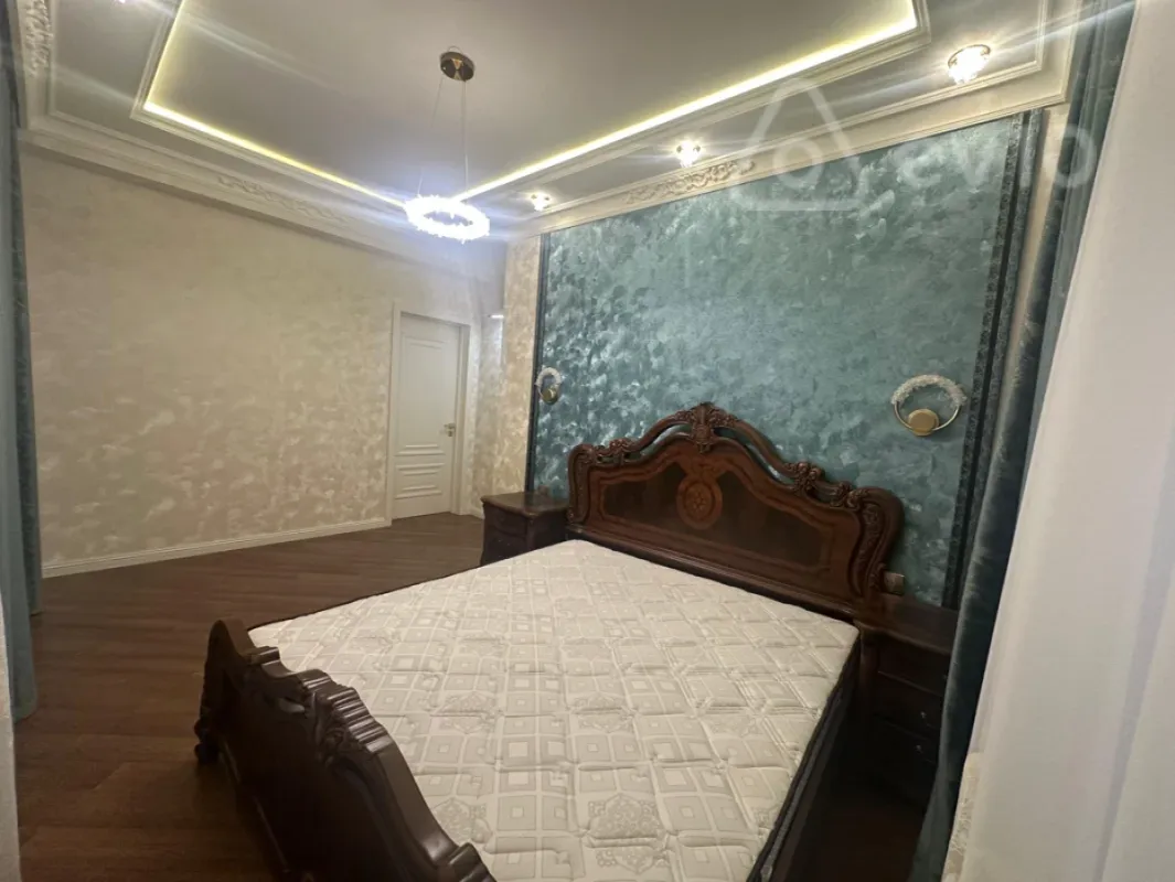 Kirayə verilir 3 otaqlı yeni tikili 117 m²