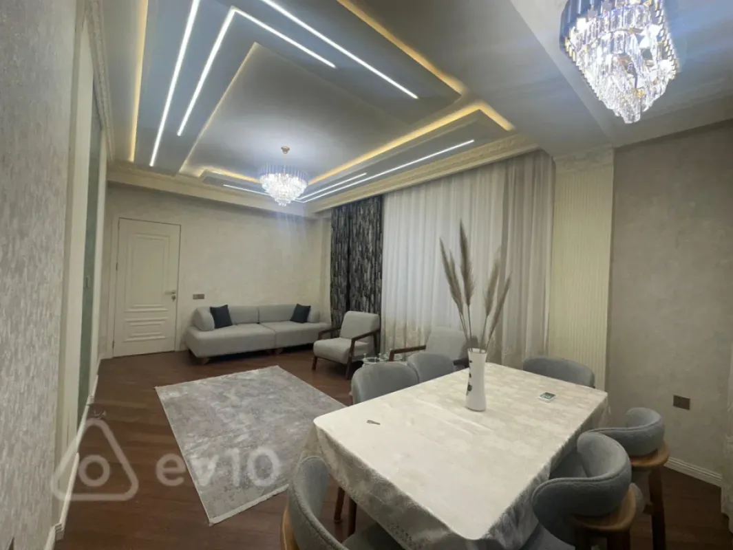 Kirayə verilir 3 otaqlı yeni tikili 117 m²