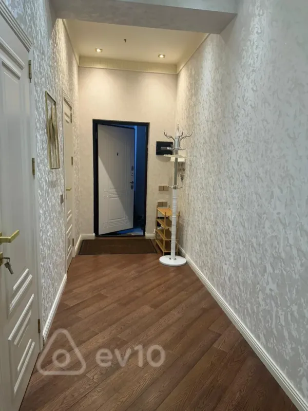 Kirayə verilir 3 otaqlı yeni tikili 117 m²