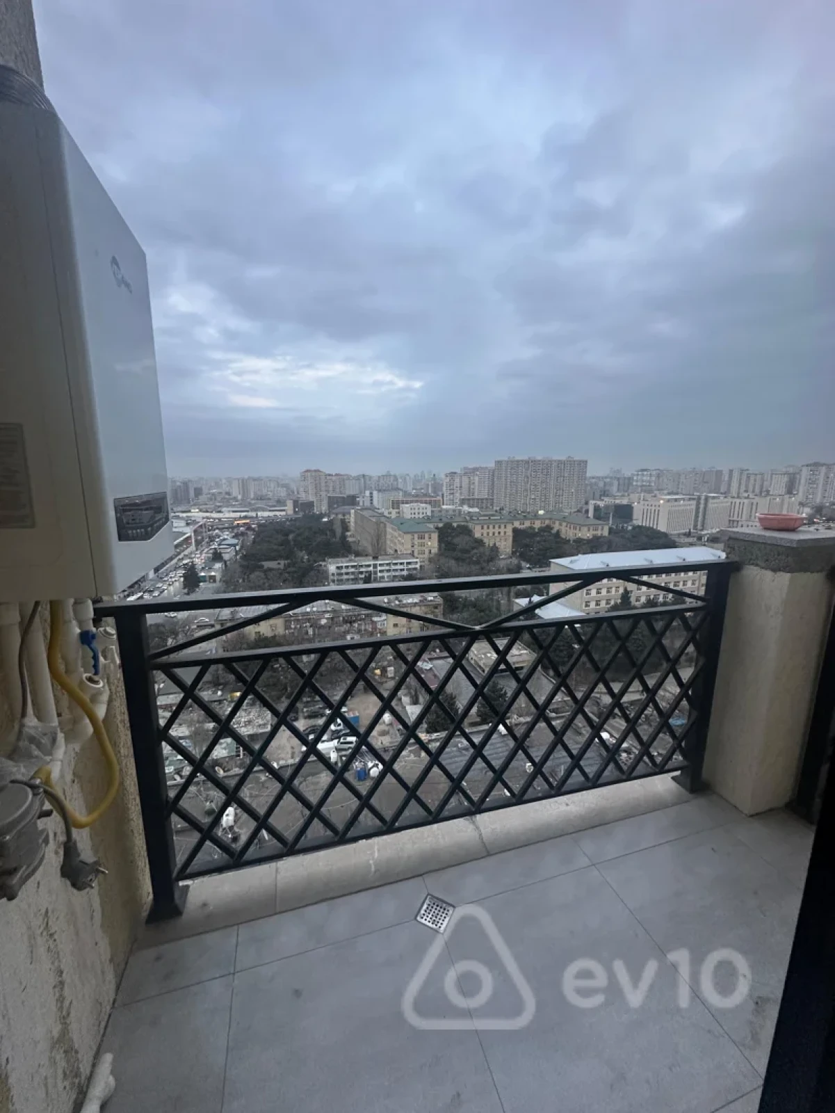 Kirayə verilir 3 otaqlı yeni tikili 117 m²