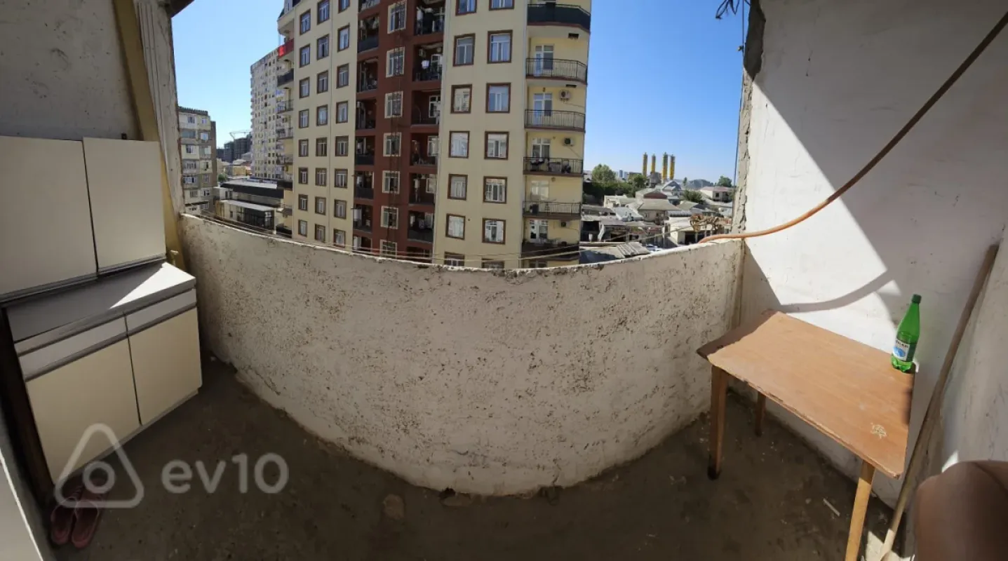 Satılır 2 otaqlı köhnə tikili 32 m²