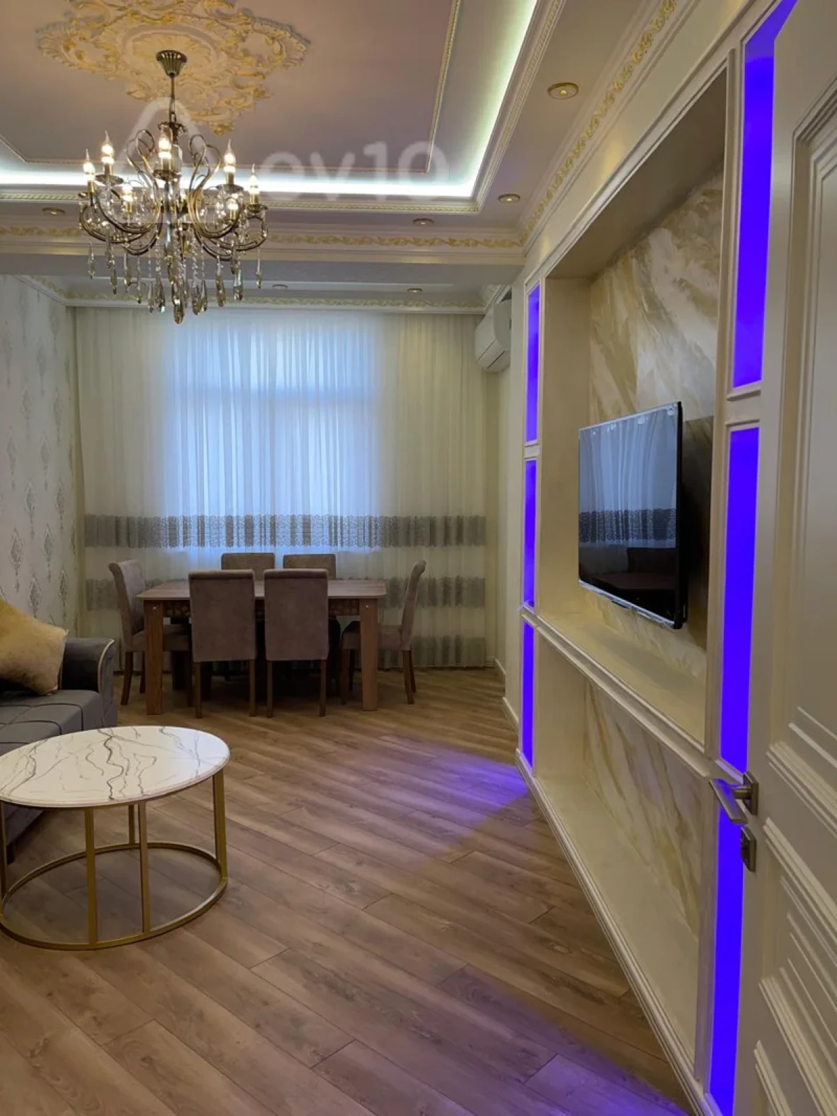 Kirayə verilir 2 otaqlı yeni tikili 70 m²