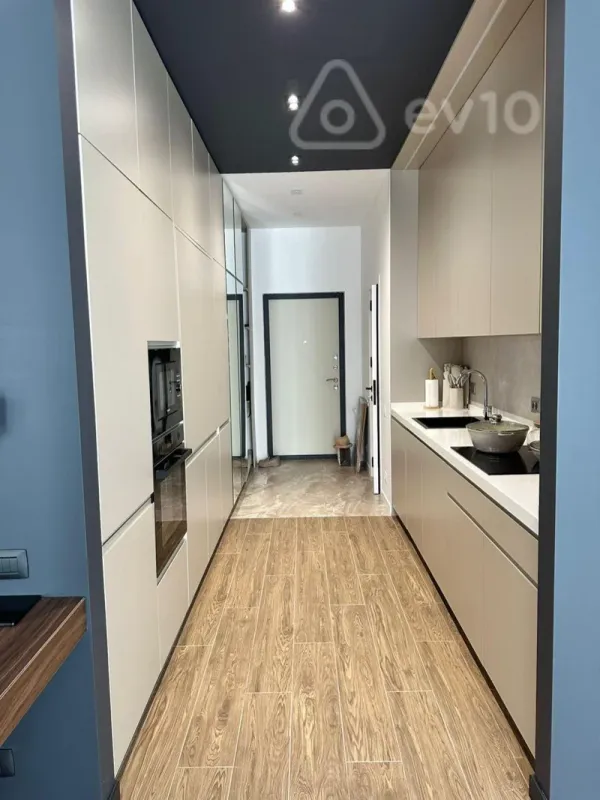 Kirayə verilir 2 otaqlı yeni tikili 63 m²