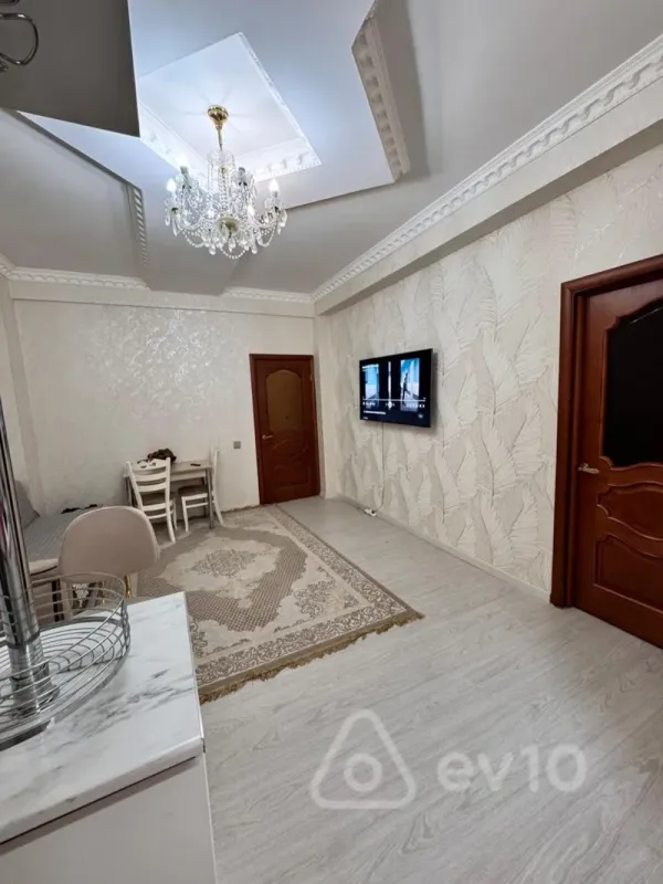 Satılır 2 otaqlı yeni tikili 70 m²