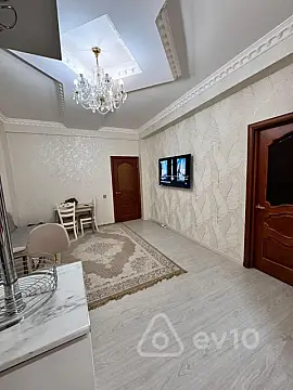 Satılır 2 otaqlı yeni tikili 70 m²