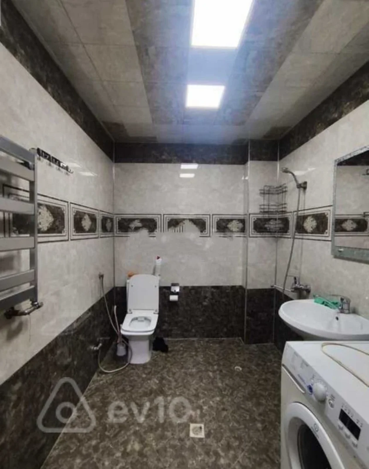 Kirayə verilir 2 otaqlı yeni tikili 58 m²