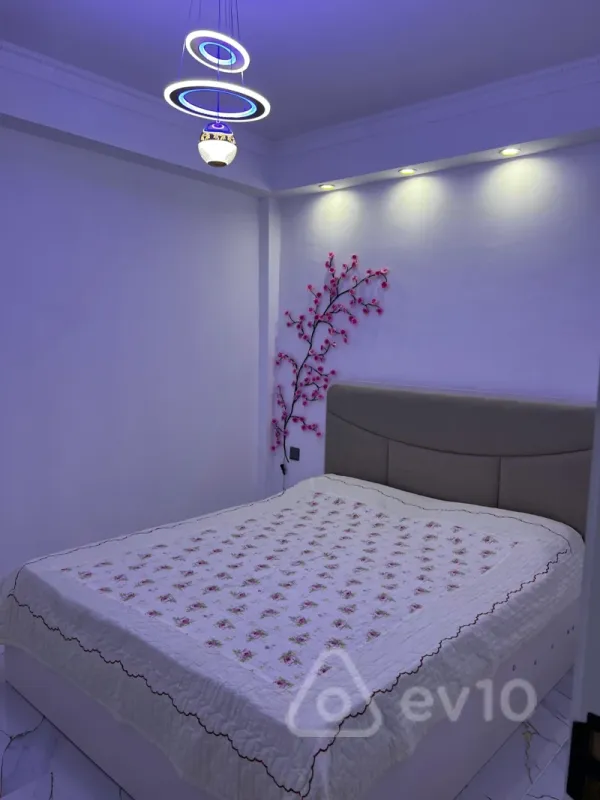 Kirayə verilir 2 otaqlı yeni tikili 60 m²