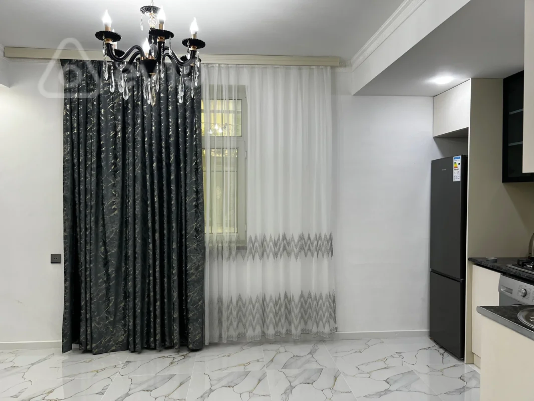 Kirayə verilir 2 otaqlı yeni tikili 60 m²