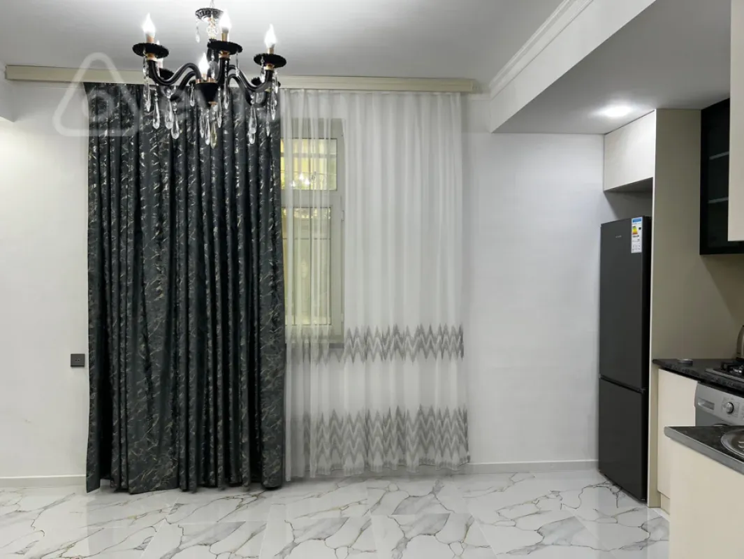 Kirayə verilir 2 otaqlı yeni tikili 60 m²
