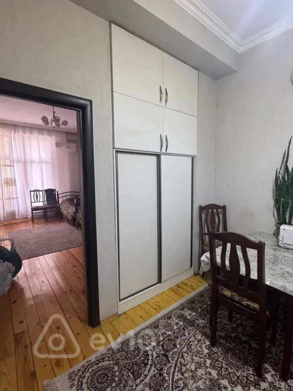 Satılır 2 otaqlı yeni tikili 64 m²