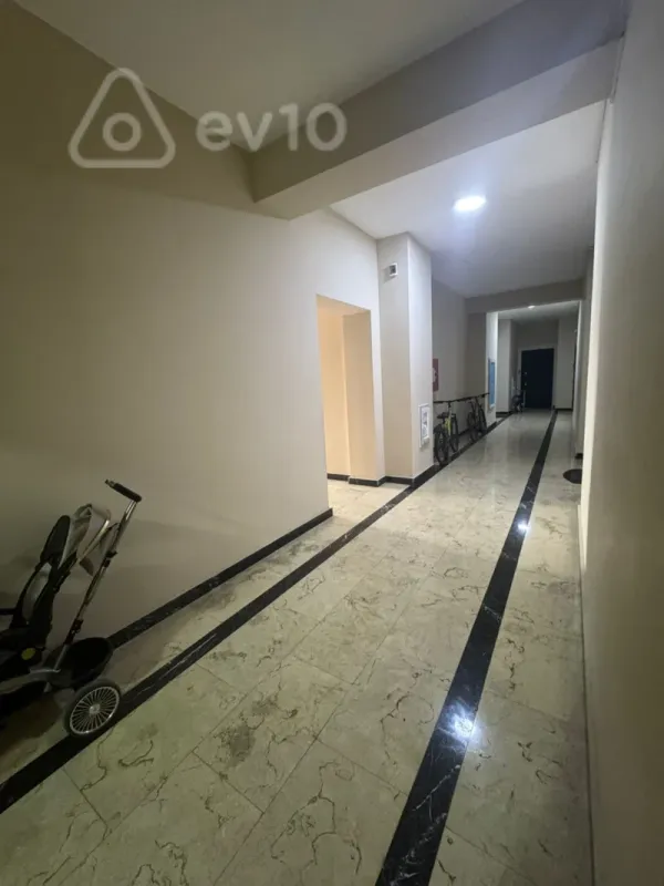 Satılır 2 otaqlı yeni tikili 64 m²