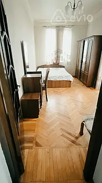 Kirayə verilir 2 otaqlı köhnə tikili 60 m² — Bakı, Nəsimi 2 otaq 60.00 m²