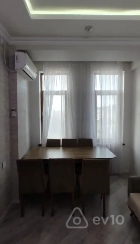 Kirayə verilir 2 otaqlı yeni tikili 55 m²