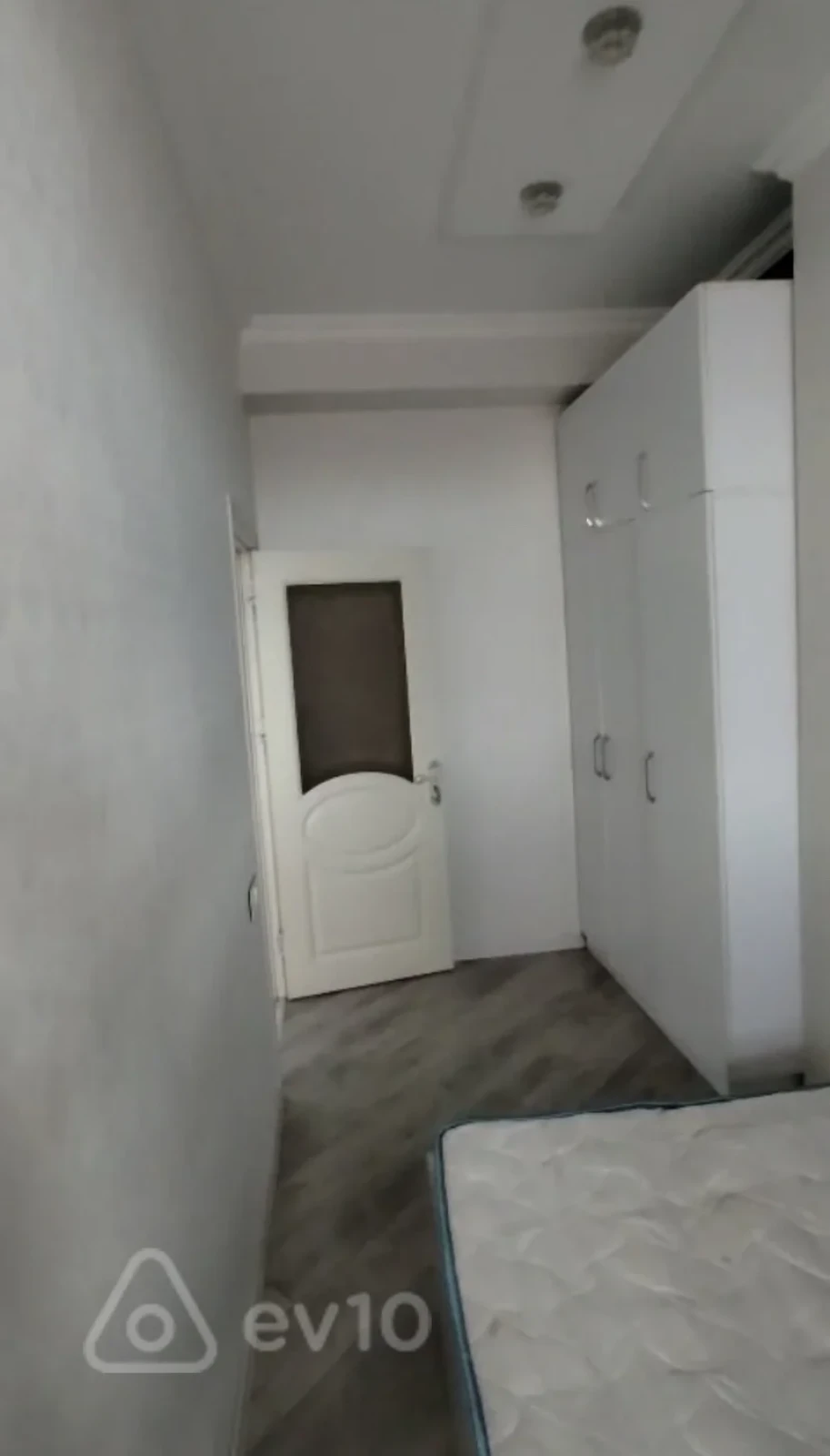 Kirayə verilir 2 otaqlı yeni tikili 55 m²