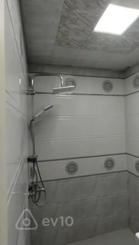 Kirayə verilir 2 otaqlı yeni tikili 55 m²