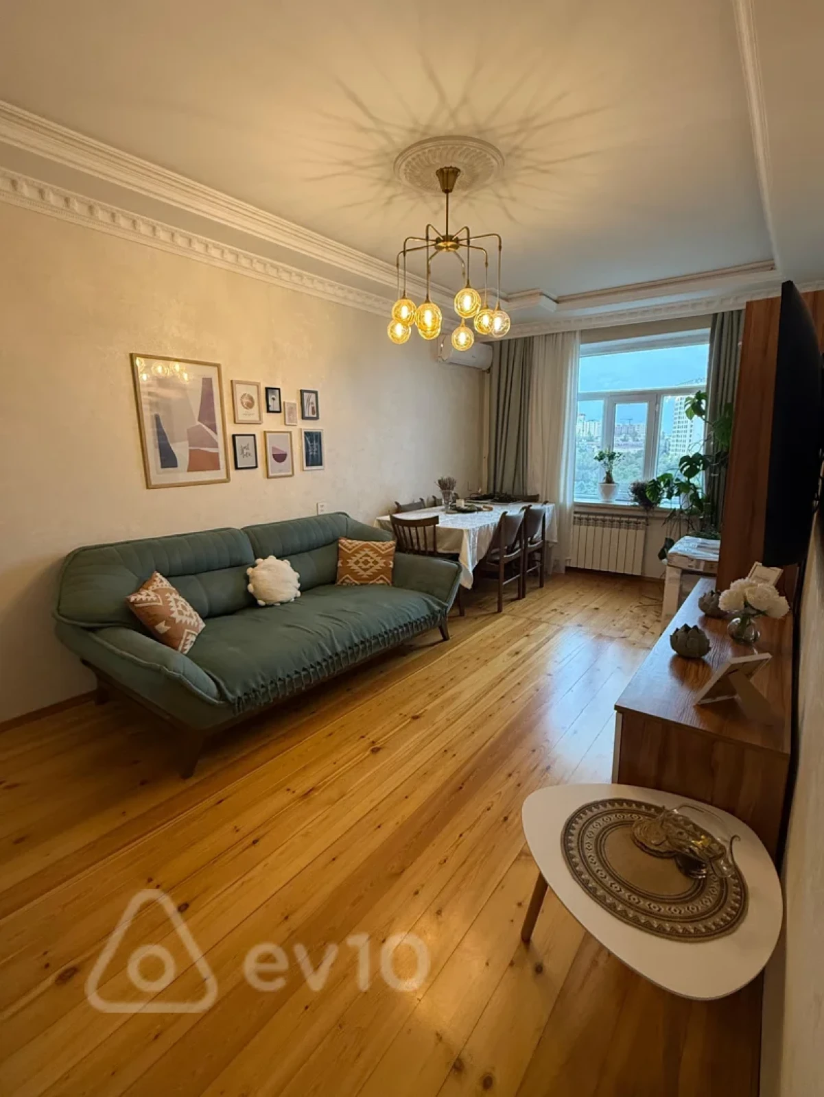 Satılır 2 otaqlı köhnə tikili 60 m²