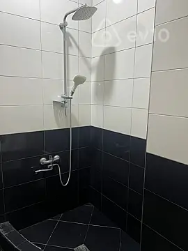 Kirayə verilir 2 otaqlı yeni tikili 75 m²