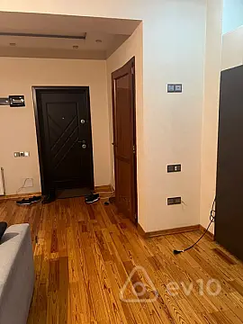 Kirayə verilir 2 otaqlı yeni tikili 75 m²