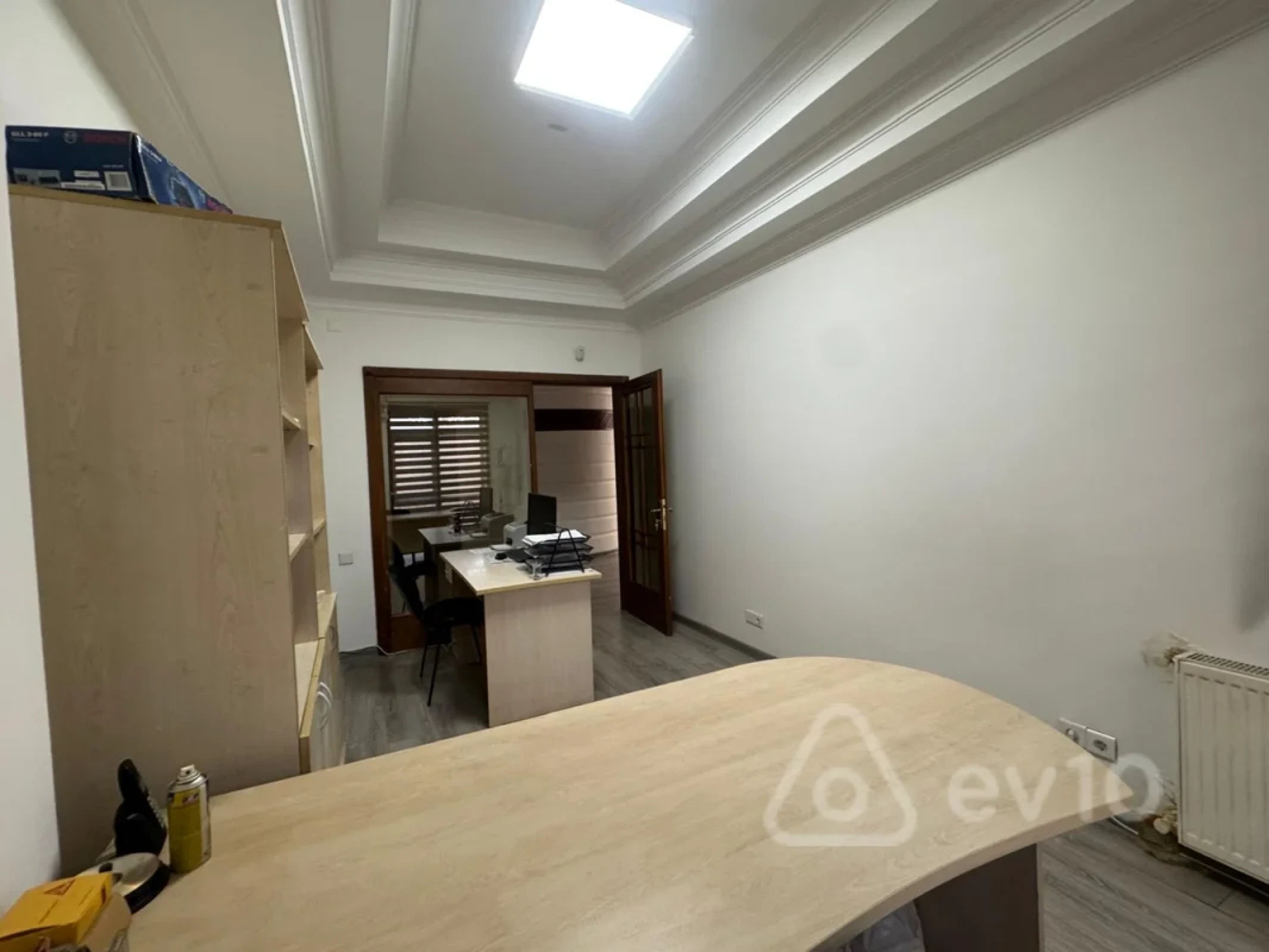 Kirayə verilir 6 otaqlı ofis 350 m²