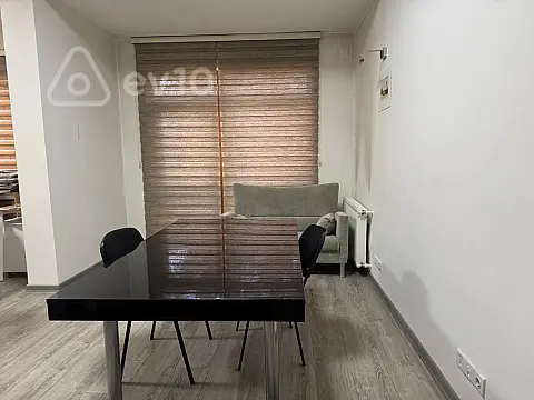 Kirayə verilir 6 otaqlı ofis 350 m²