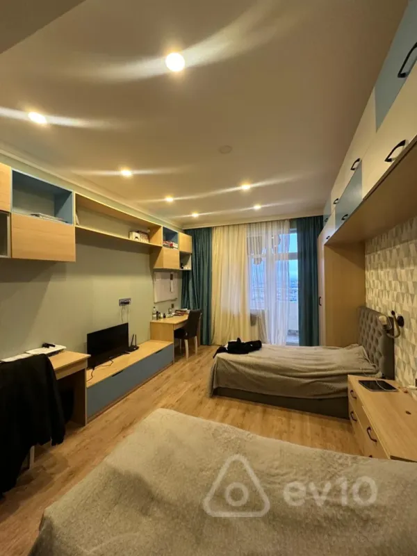 Satılır 3 otaqlı yeni tikili 133 m²