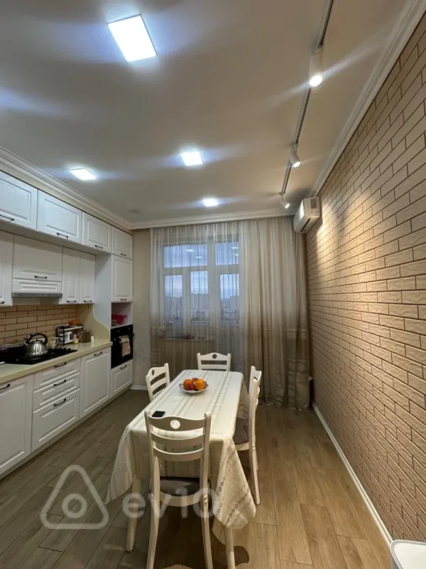 Satılır 3 otaqlı yeni tikili 133 m²