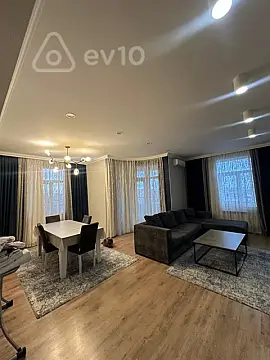 Satılır 3 otaqlı yeni tikili 133 m²