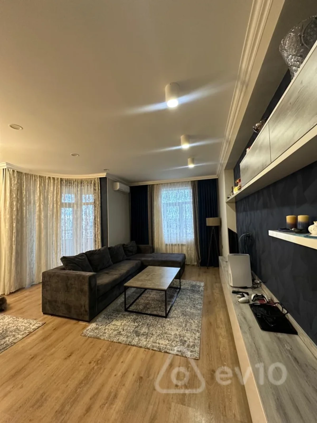 Satılır 3 otaqlı yeni tikili 133 m²