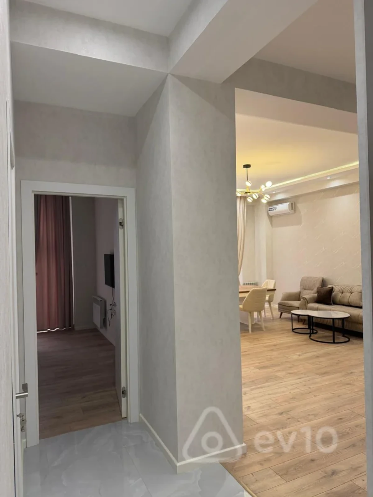 Satılır 2 otaqlı yeni tikili 85 m²