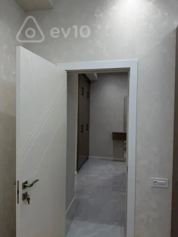Satılır 2 otaqlı yeni tikili 85 m²