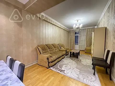Kirayə verilir 2 otaqlı yeni tikili 68 m²