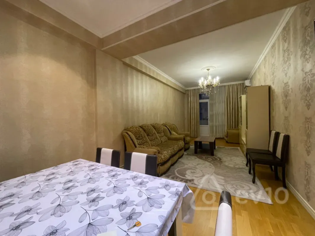 Kirayə verilir 2 otaqlı yeni tikili 68 m²