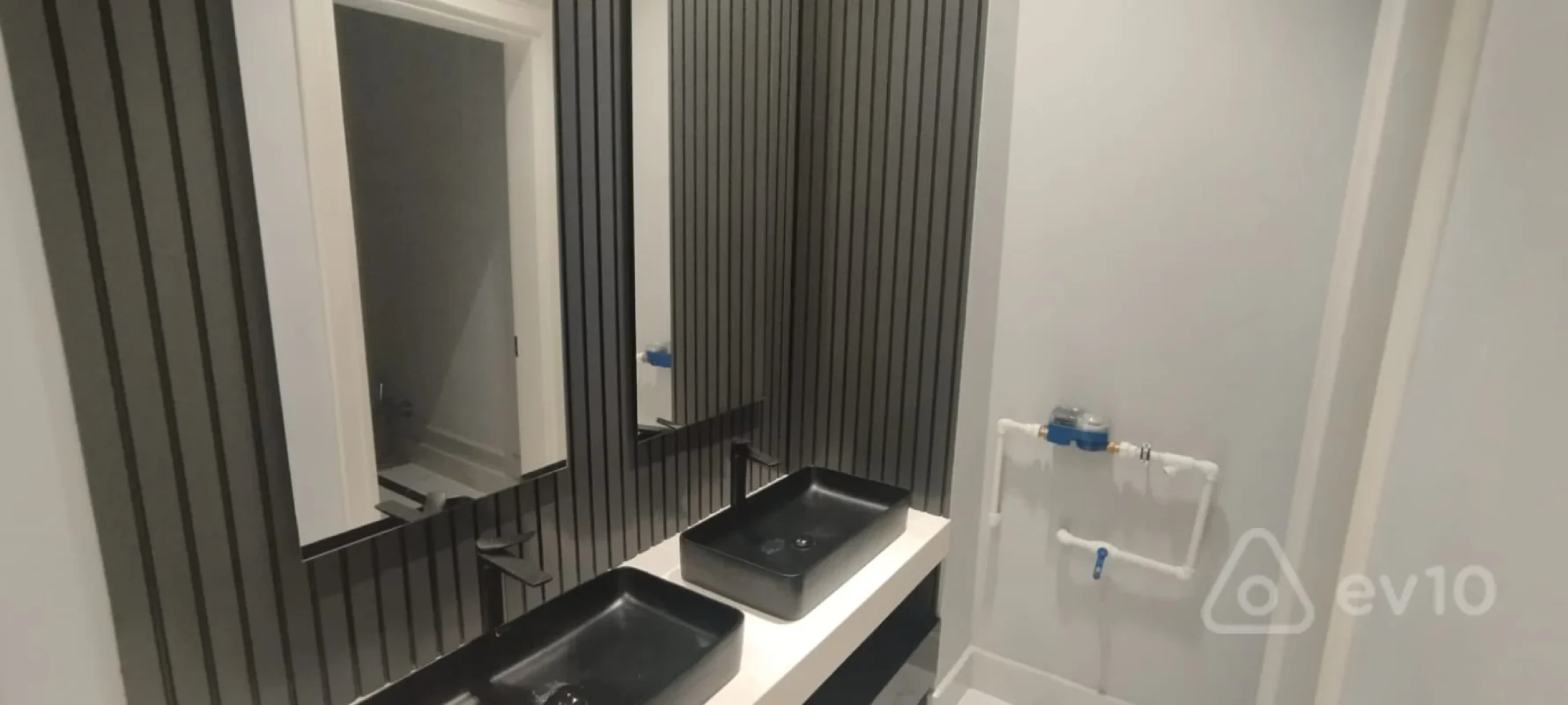 Kirayə verilir 6 otaqlı ofis 320 m²