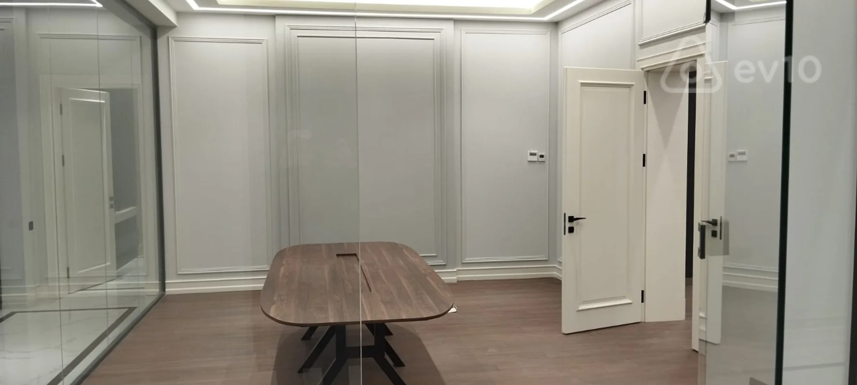 Kirayə verilir 6 otaqlı ofis 320 m²