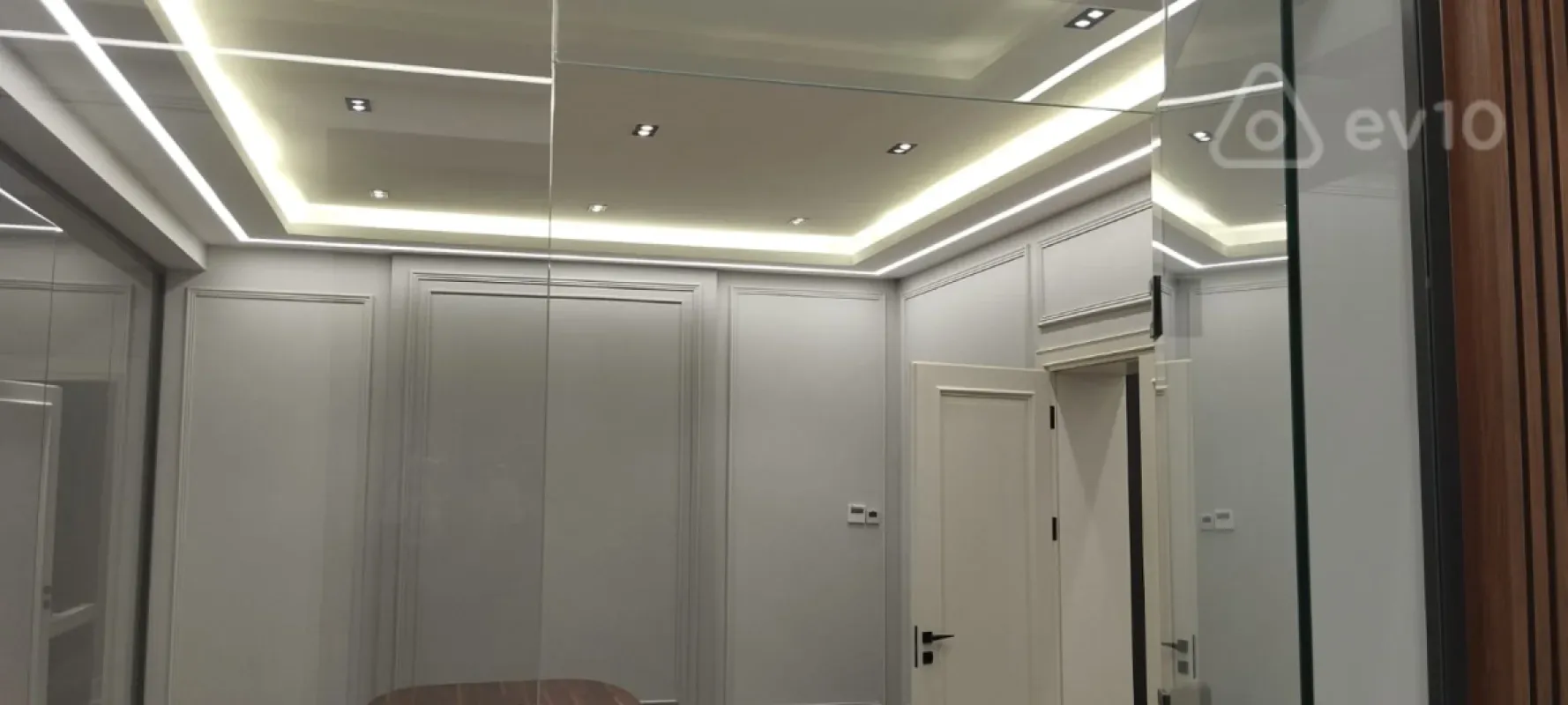 Kirayə verilir 6 otaqlı ofis 320 m²