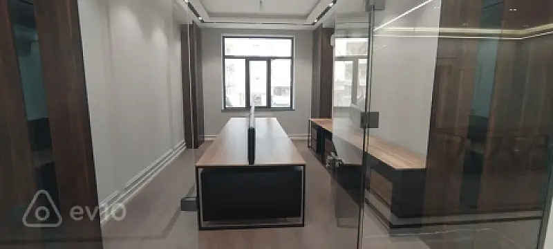 Kirayə verilir 6 otaqlı ofis 320 m²