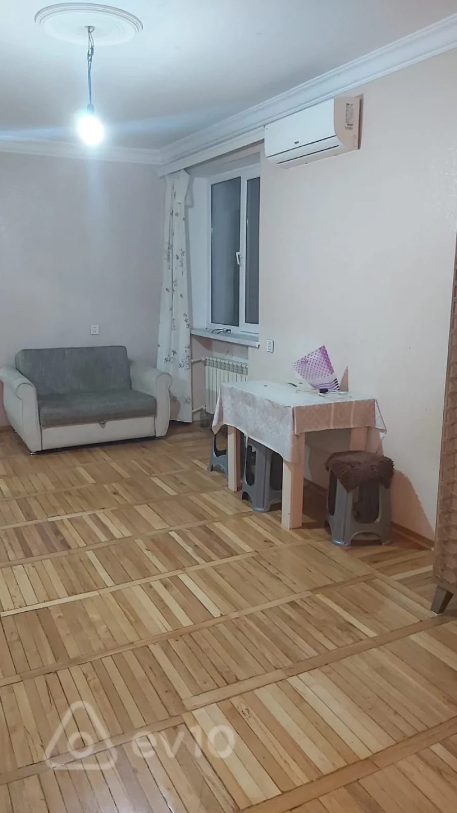 Kirayə verilir 1 otaqlı köhnə tikili 35 m²