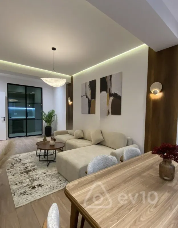 Satılır 2 otaqlı yeni tikili 70 m²