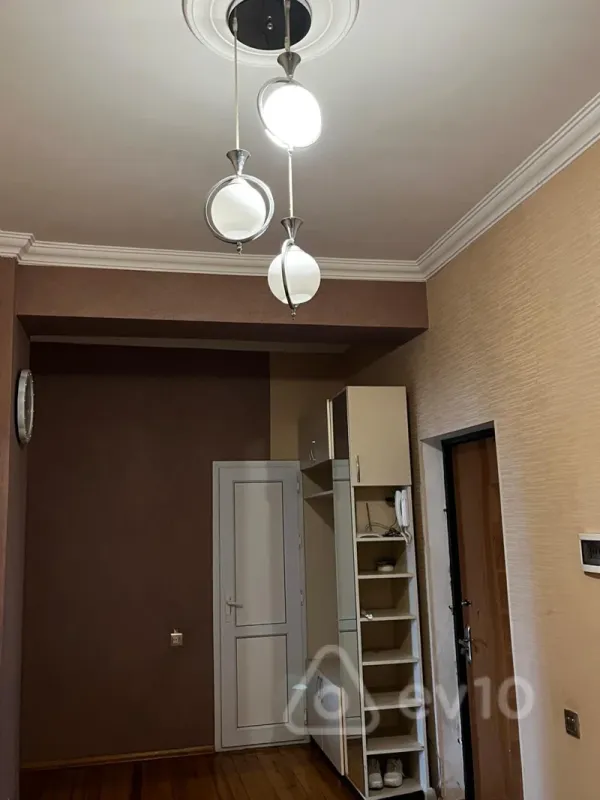 Kirayə verilir 3 otaqlı yeni tikili 100 m²