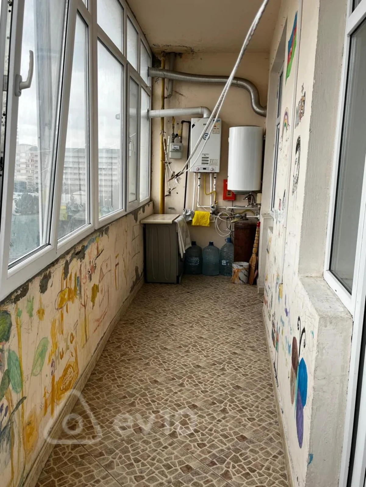 Kirayə verilir 3 otaqlı yeni tikili 100 m²