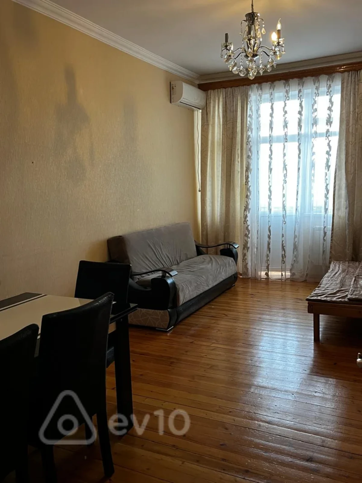 Kirayə verilir 3 otaqlı yeni tikili 100 m²